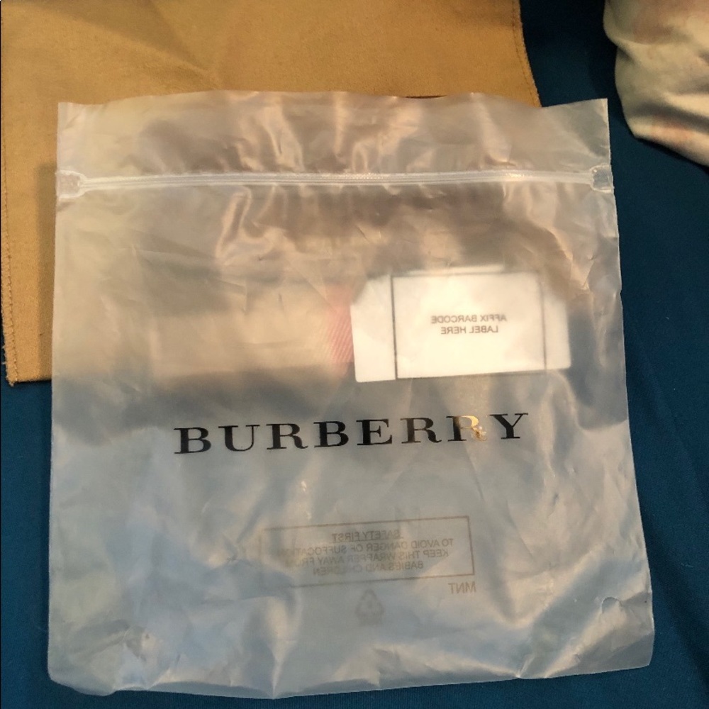Burberry wallet - Picture 3 of 4